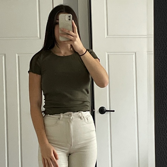 GREEN LETTUCE TRIM T-SHIRT - Picture 2 of 6